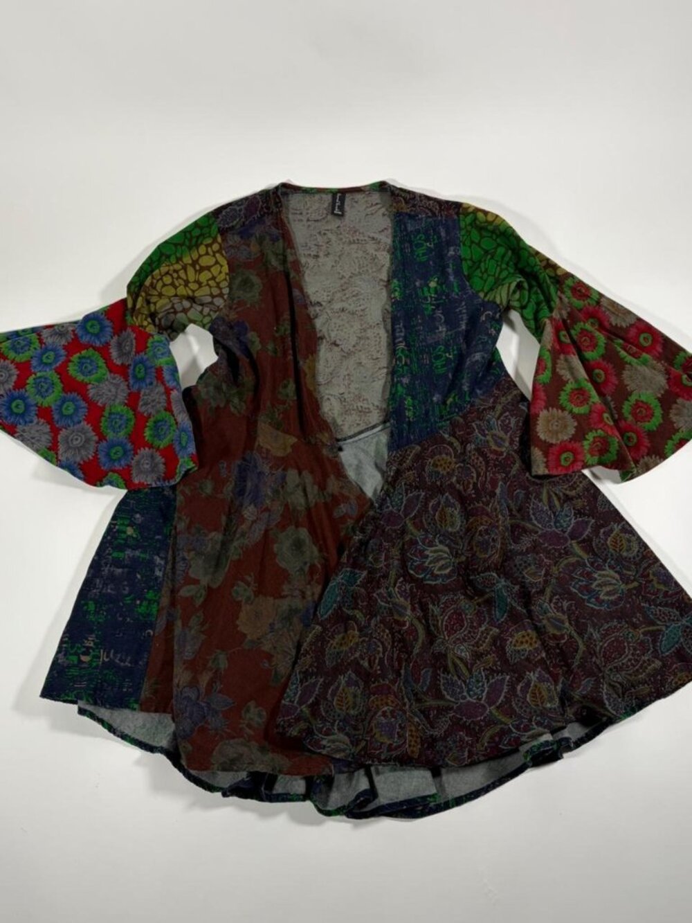 Abstract Hippy Festival Core Cardigan